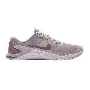 🌟Nike Women’s Metcon 4 Running Shoes (9.5)